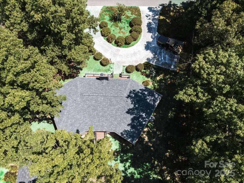 200 Lakeview Road, Albemarle, NC 28001.  MLS# CAR4306695, YatesRealty ID 3674. 