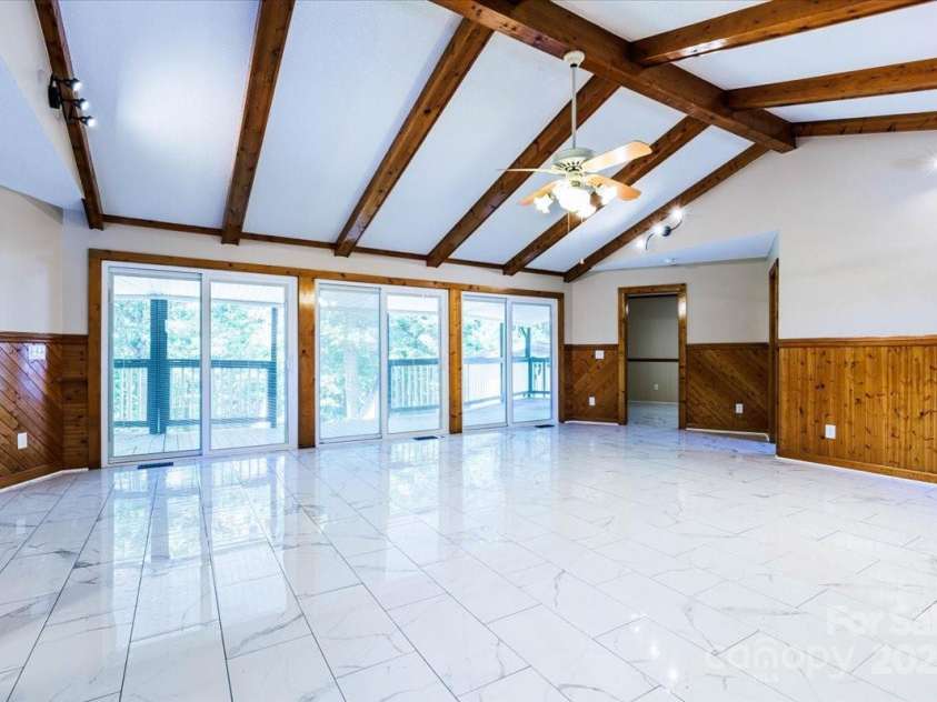 200 Lakeview Road, Albemarle, NC 28001.  MLS# CAR4306695, YatesRealty ID 3674. 