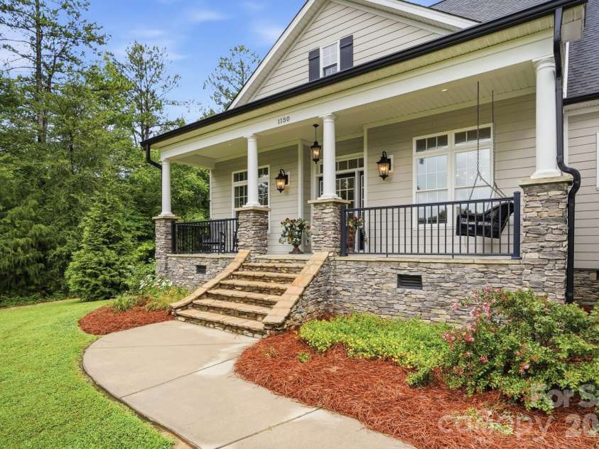 1150 Oak Trail Circle, Concord, NC 28025.  MLS# CAR4399112, YatesRealty ID 36741. 