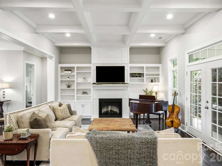 1150 Oak Trail Circle, Concord, NC 28025.  MLS# CAR4399112, YatesRealty ID 36741. 