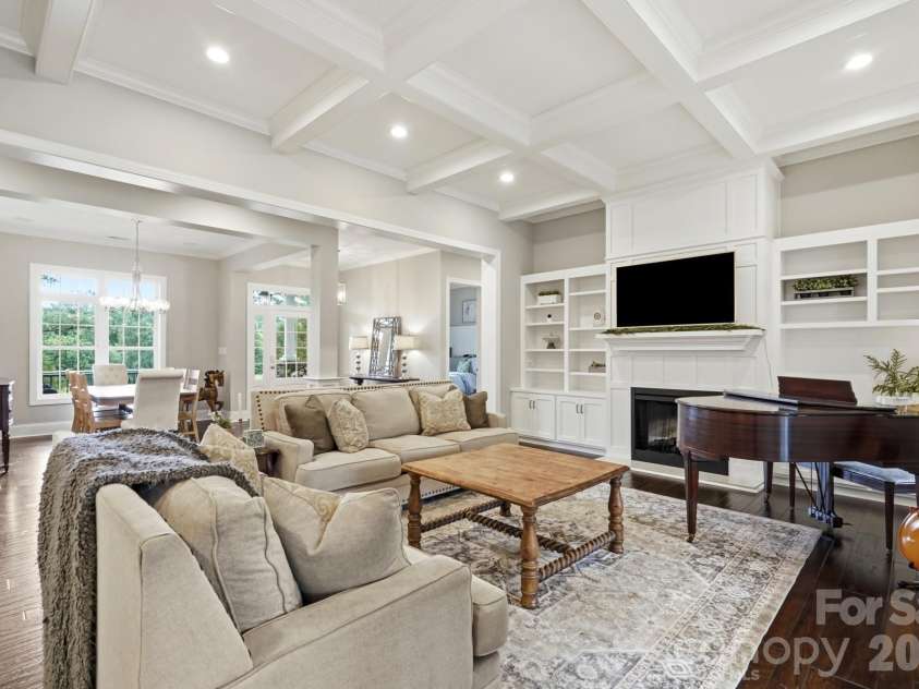 1150 Oak Trail Circle, Concord, NC 28025.  MLS# CAR4399112, YatesRealty ID 36741. 