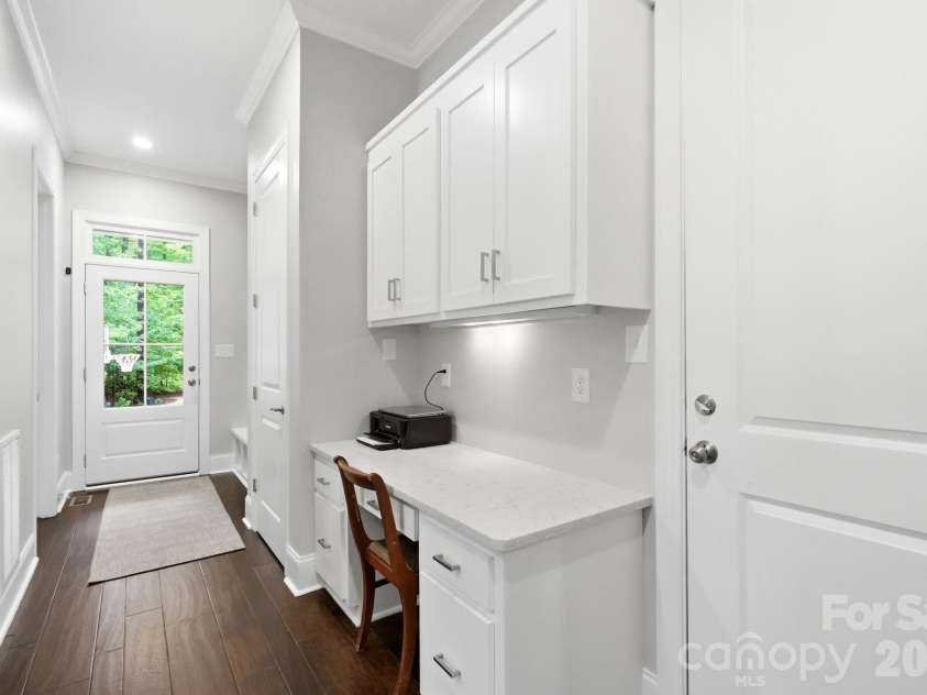 1150 Oak Trail Circle, Concord, NC 28025.  MLS# CAR4399112, YatesRealty ID 36741. 