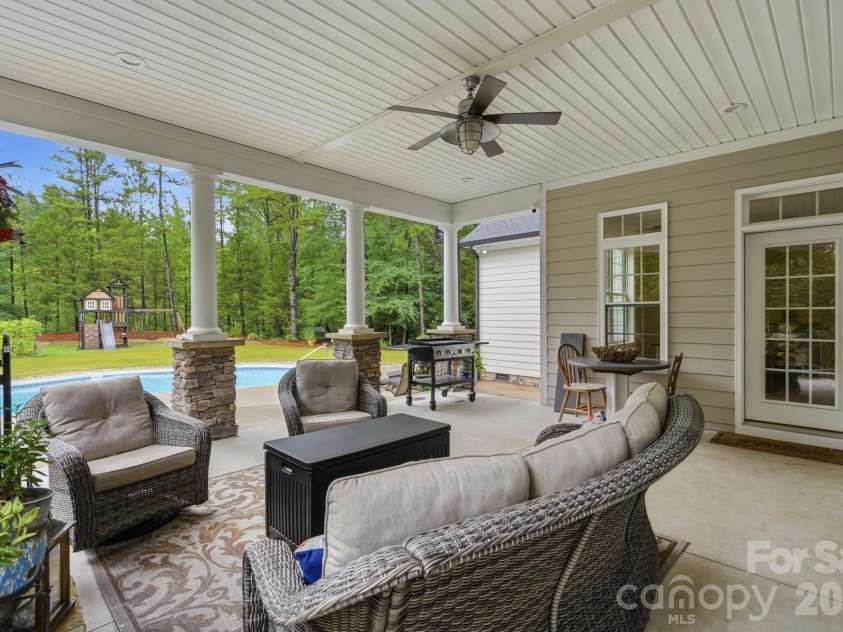 1150 Oak Trail Circle, Concord, NC 28025.  MLS# CAR4399112, YatesRealty ID 36741. 