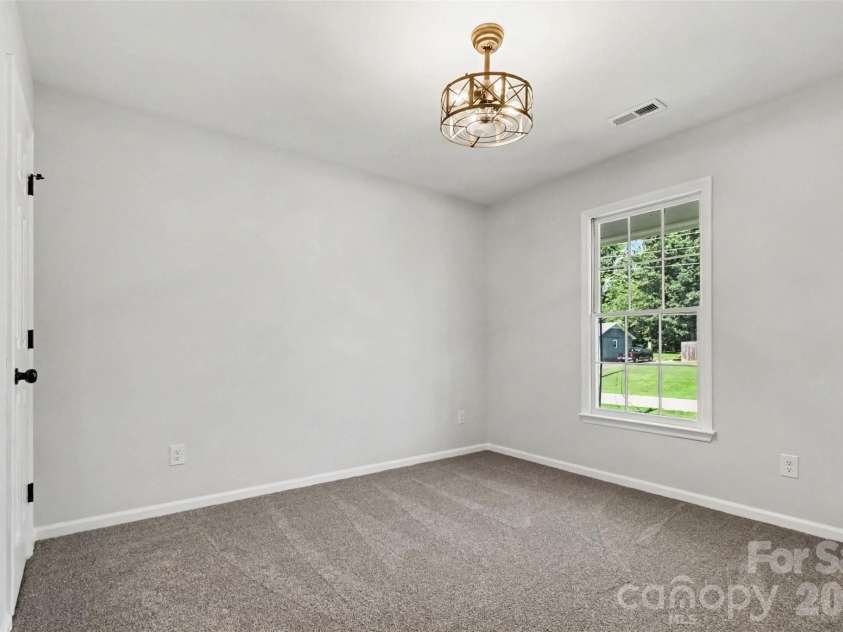 4108 Wimbledon Drive, Dallas, NC 28034.  MLS# CAR4402629, YatesRealty ID 36742. Bedroom