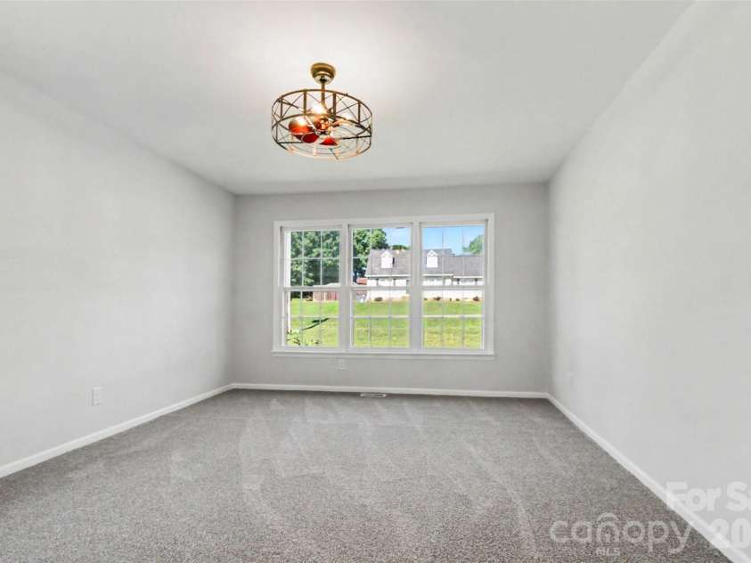 4108 Wimbledon Drive, Dallas, NC 28034.  MLS# CAR4402629, YatesRealty ID 36742. Downstairs Primary