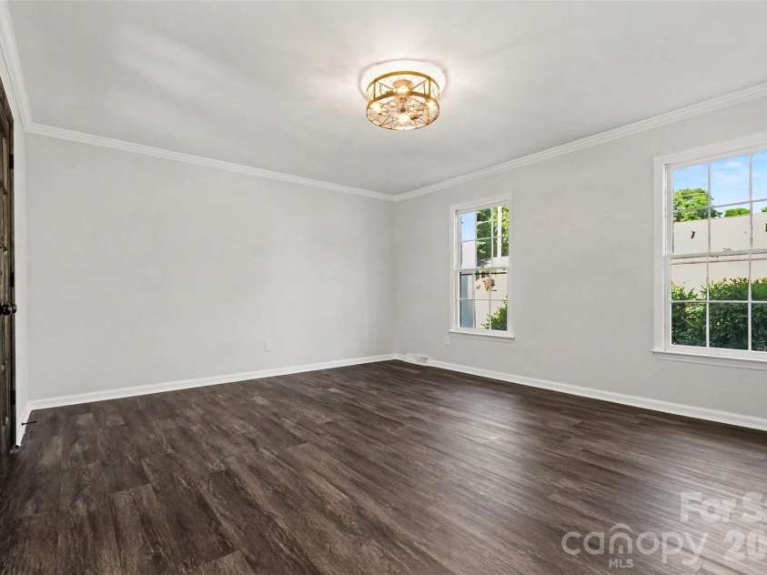 4108 Wimbledon Drive, Dallas, NC 28034.  MLS# CAR4402629, YatesRealty ID 36742. Flex Room - Office or Dining or Additional Living Space
