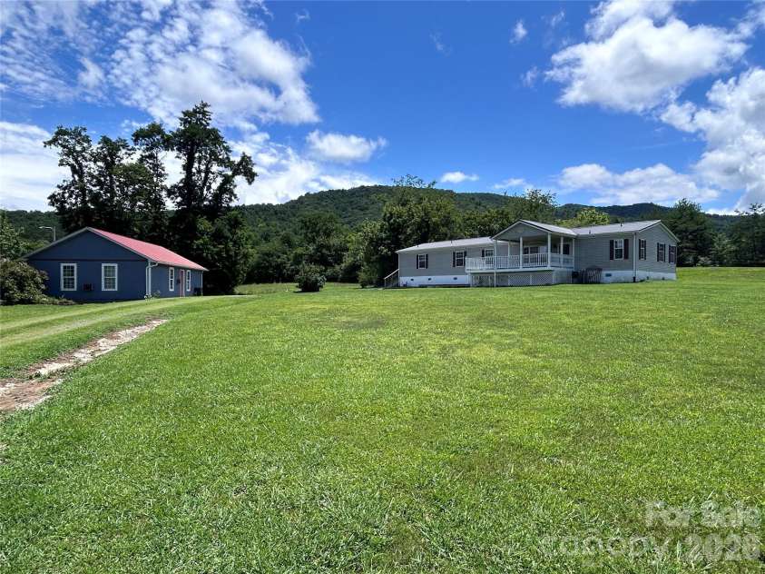755 Fairview Loop, Hot Springs, NC 28743.  MLS# CAR4402205, YatesRealty ID 36744. 