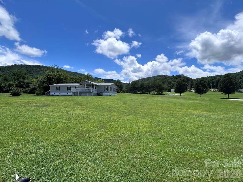 755 Fairview Loop, Hot Springs, NC 28743.  MLS# CAR4402205, YatesRealty ID 36744. 