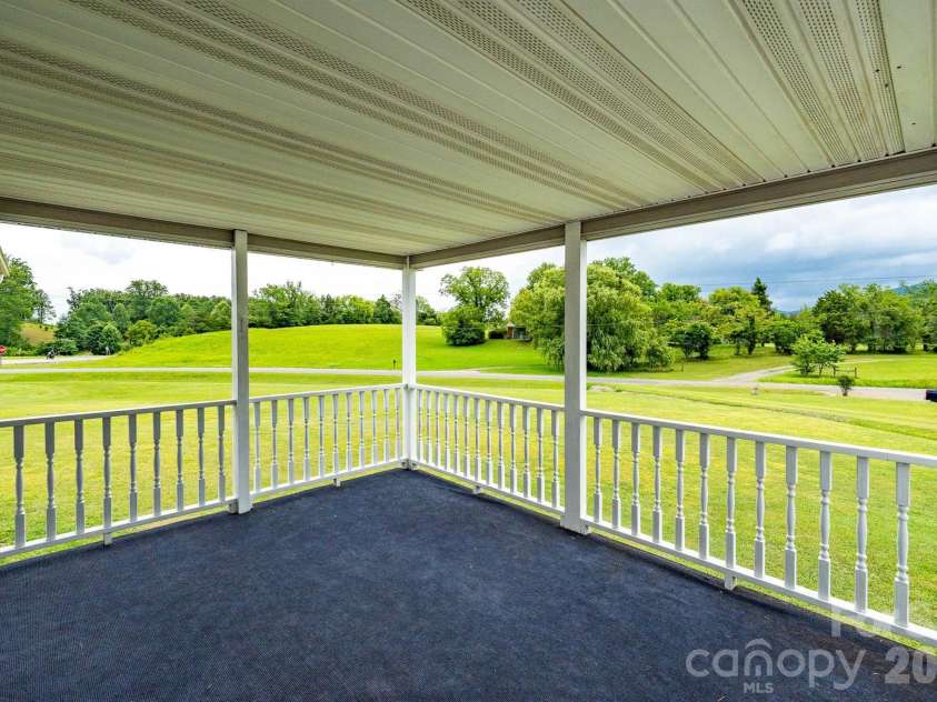 755 Fairview Loop, Hot Springs, NC 28743.  MLS# CAR4402205, YatesRealty ID 36744. 