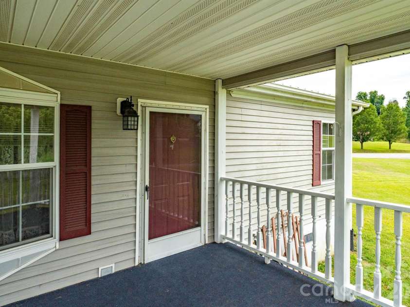 755 Fairview Loop, Hot Springs, NC 28743.  MLS# CAR4402205, YatesRealty ID 36744. 