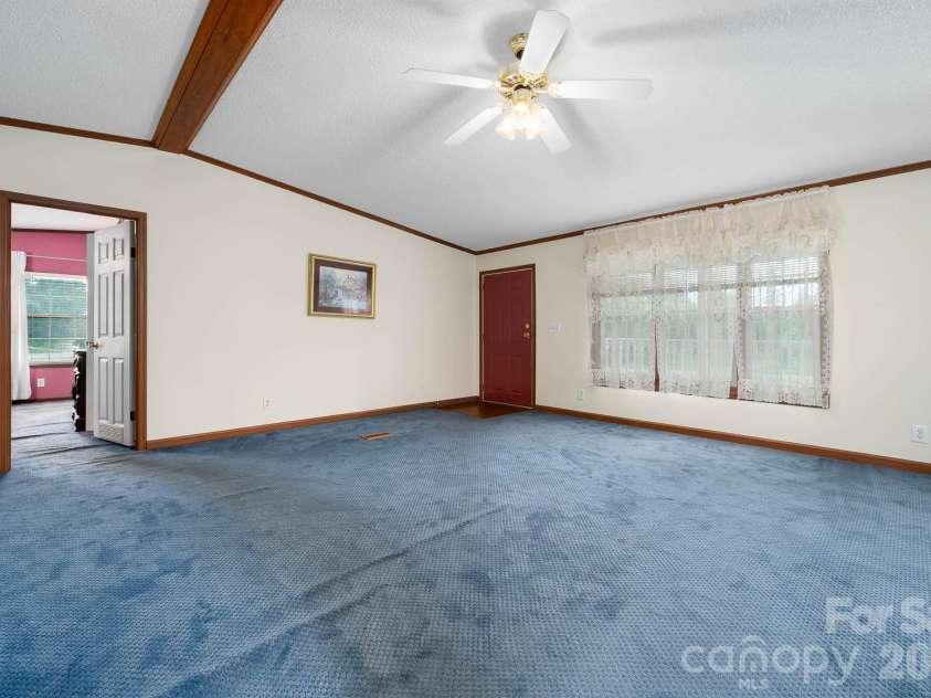 755 Fairview Loop, Hot Springs, NC 28743.  MLS# CAR4402205, YatesRealty ID 36744. 