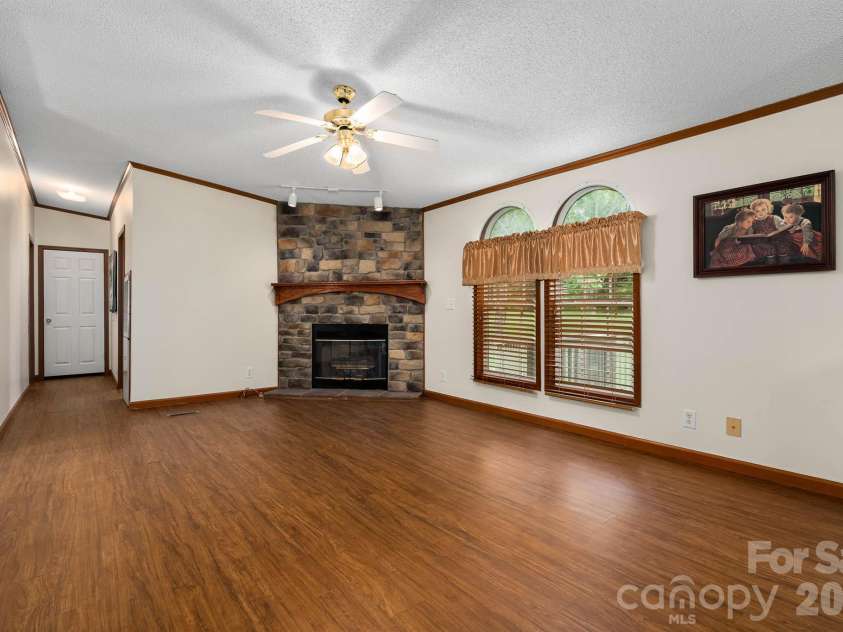 755 Fairview Loop, Hot Springs, NC 28743.  MLS# CAR4402205, YatesRealty ID 36744. 