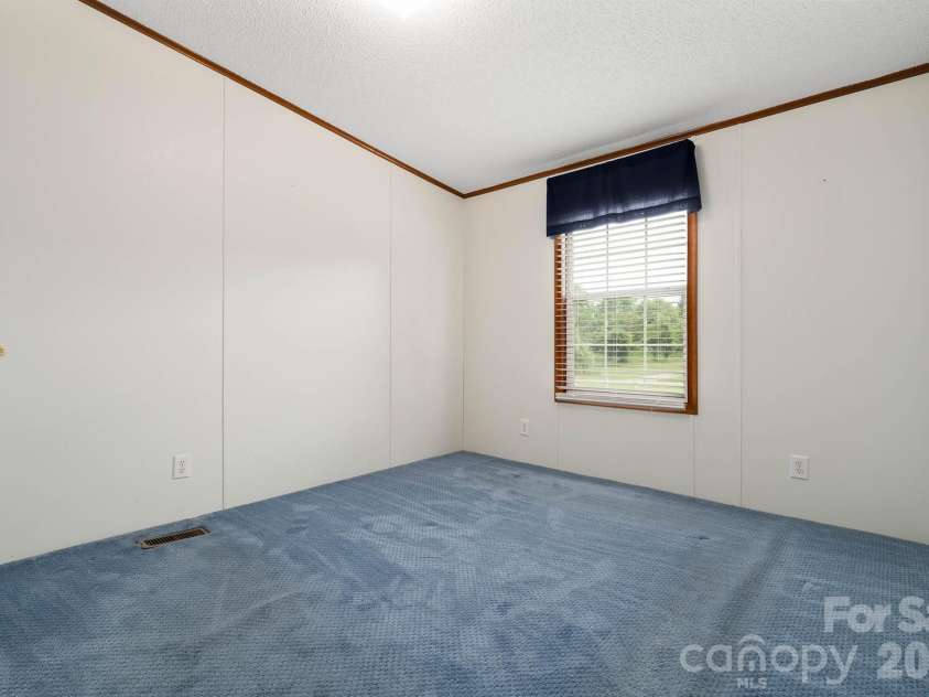 755 Fairview Loop, Hot Springs, NC 28743.  MLS# CAR4402205, YatesRealty ID 36744. 