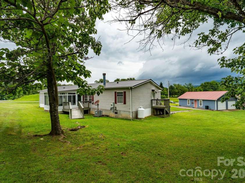 755 Fairview Loop, Hot Springs, NC 28743.  MLS# CAR4402205, YatesRealty ID 36744. 