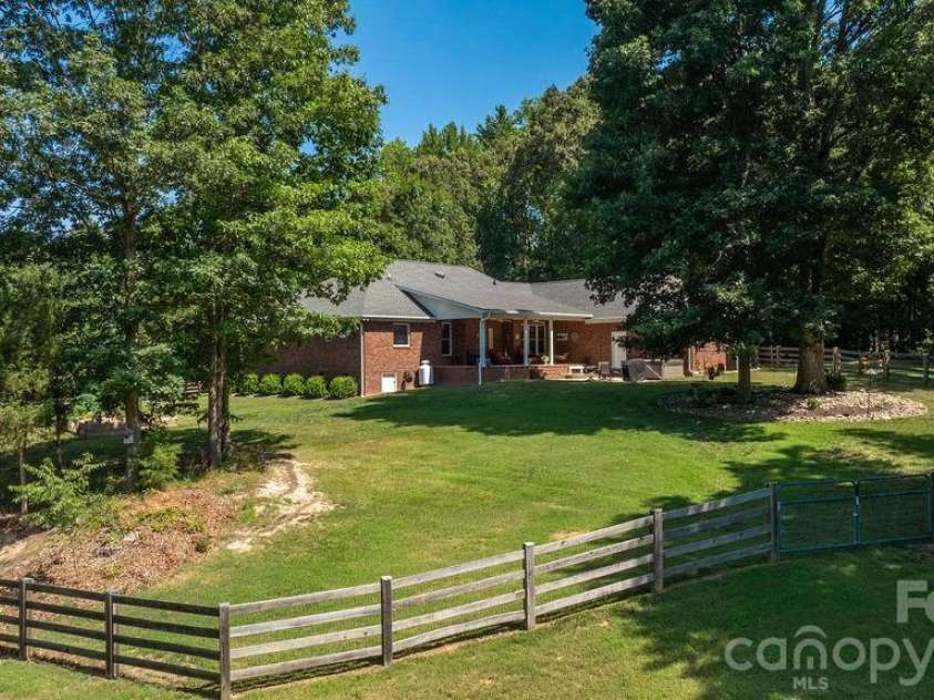 625 Jackson Road, Salisbury, NC 28146.  MLS# CAR4398885, YatesRealty ID 36746. 