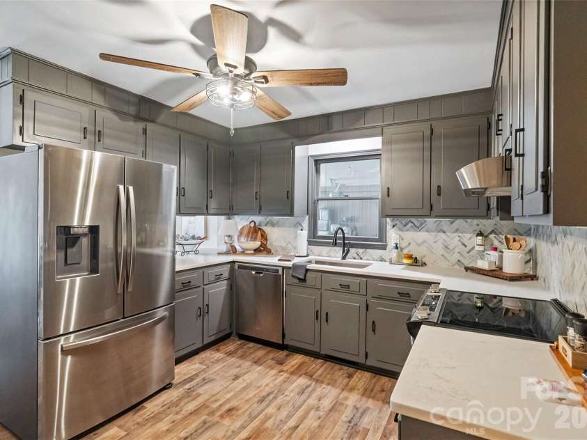 400 Westover Drive, Monroe, NC 28112.  MLS# CAR4402421, YatesRealty ID 36747. 