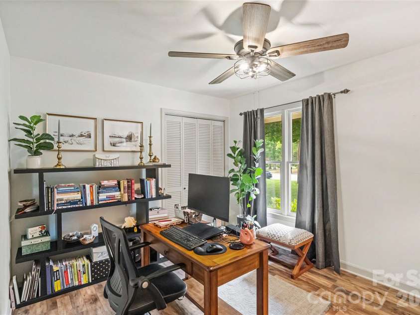 400 Westover Drive, Monroe, NC 28112.  MLS# CAR4402421, YatesRealty ID 36747. 