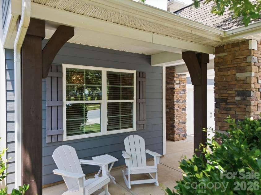 8107 Belfort Forest Lane, Huntersville, NC 28078.  MLS# CAR4401456, YatesRealty ID 36748. 