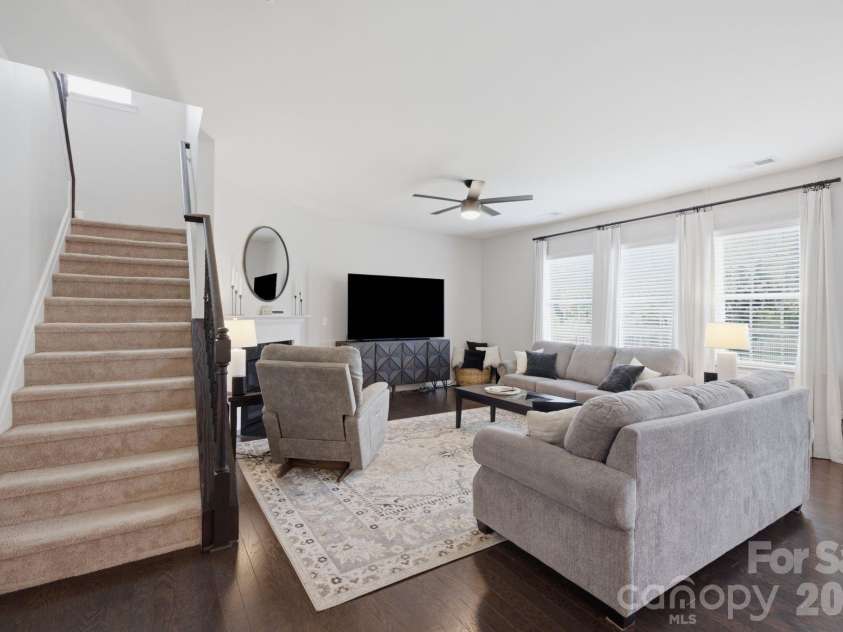 8107 Belfort Forest Lane, Huntersville, NC 28078.  MLS# CAR4401456, YatesRealty ID 36748. 
