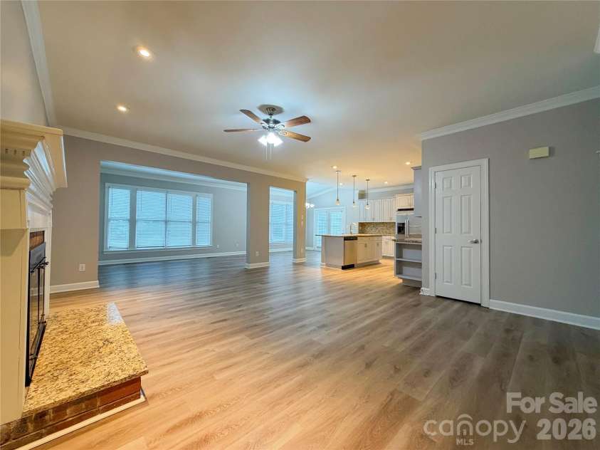 6930 Royce Court, Charlotte, NC 28277.  MLS# CAR4402891, YatesRealty ID 36749. 