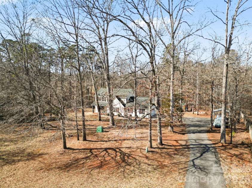 1338 Pell Drive, Lincolnton, NC 28092.  MLS# CAR4336740, YatesRealty ID 3675. 