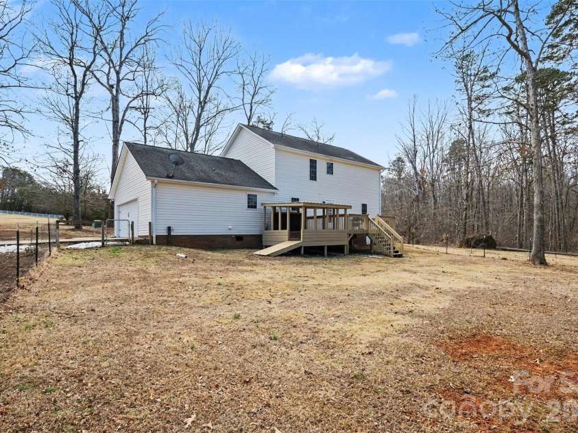 1338 Pell Drive, Lincolnton, NC 28092.  MLS# CAR4336740, YatesRealty ID 3675. 