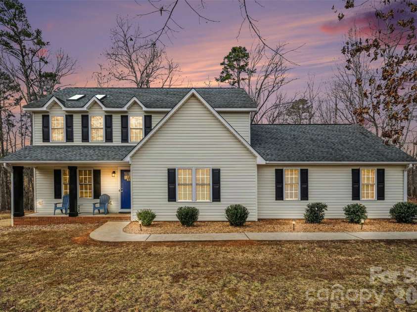 1338 Pell Drive, Lincolnton, NC 28092.  MLS# CAR4336740, YatesRealty ID 3675. 