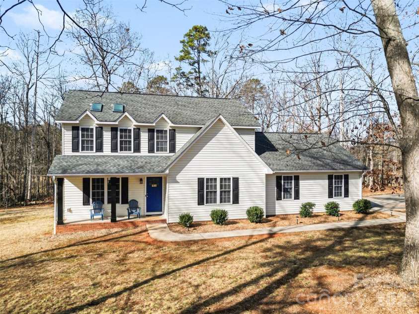 1338 Pell Drive, Lincolnton, NC 28092.  MLS# CAR4336740, YatesRealty ID 3675. 