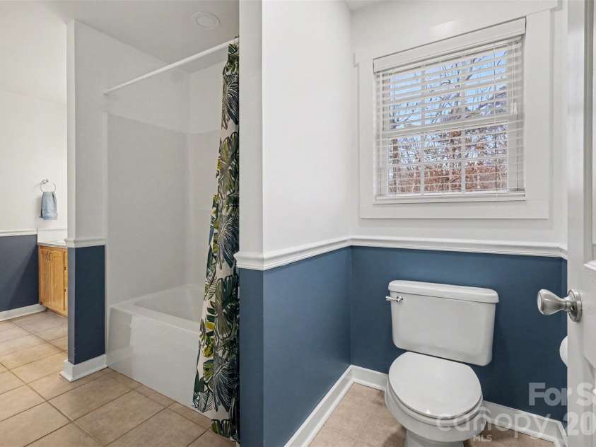 1338 Pell Drive, Lincolnton, NC 28092.  MLS# CAR4336740, YatesRealty ID 3675. Hallway bathroom upstairs