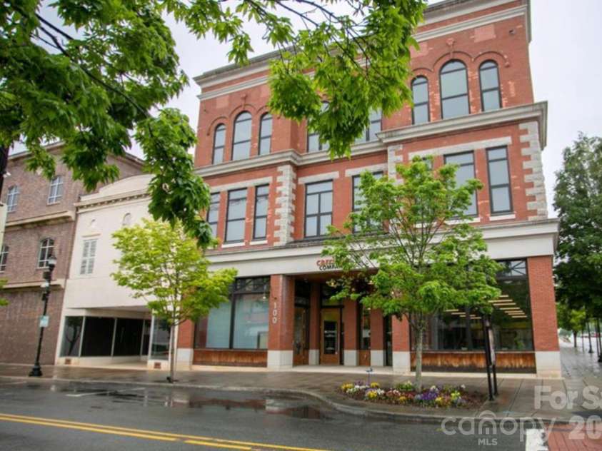 100 Main Avenue, Gastonia, NC 28052.  MLS# CAR4377810, YatesRealty ID 36751. Front Exterior walking distane to dining and shopping