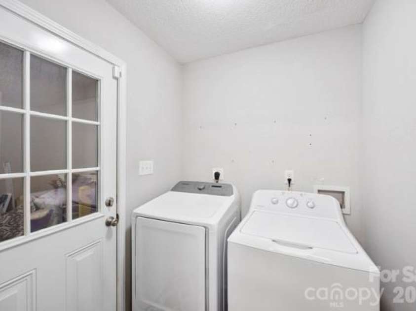 914 Milkfarm Court, Monroe, NC 28110.  MLS# CAR4398221, YatesRealty ID 36752. 