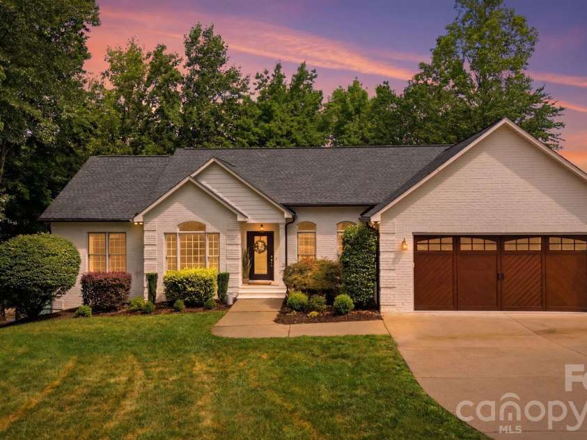 7559 Rabbit Circle, Denver, NC 28037.  MLS# CAR4396280, YatesRealty ID 36753. 