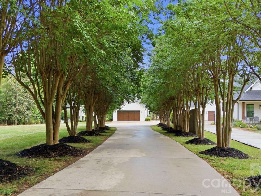 7559 Rabbit Circle, Denver, NC 28037.  MLS# CAR4396280, YatesRealty ID 36753. 