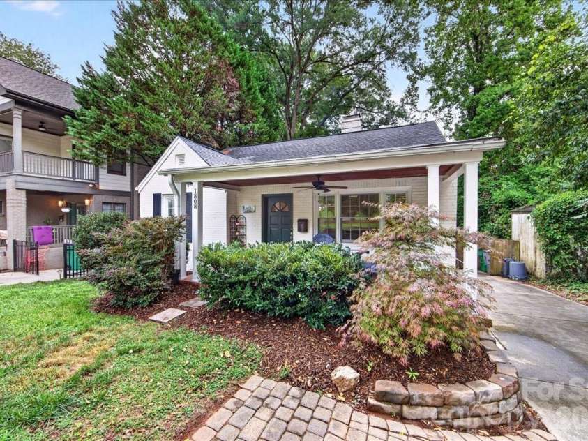 1808 Truman Road, Charlotte, NC 28205.  MLS# CAR4397533, YatesRealty ID 36754. 