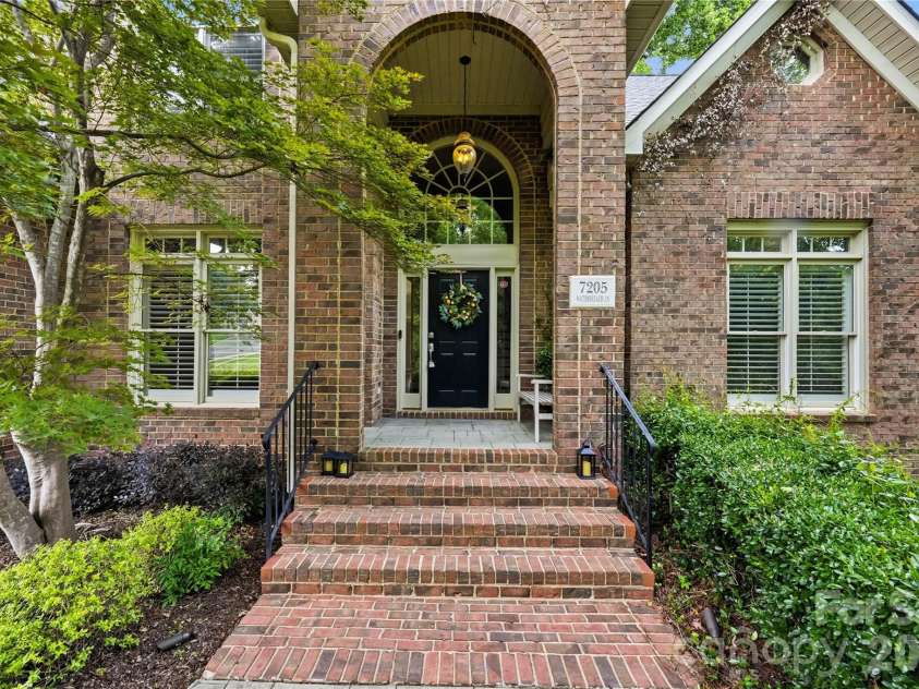 7205 Watersreach Lane, Charlotte, NC 28277.  MLS# CAR4390371, YatesRealty ID 36755. 