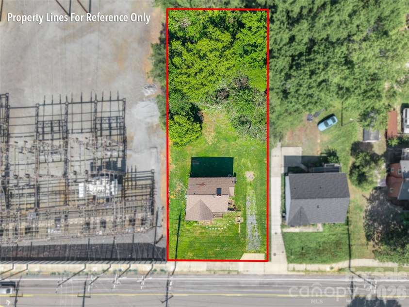 1821 Remount Road, Charlotte, NC 28208.  MLS# CAR4403451, YatesRealty ID 36758. 