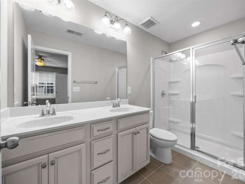1016 Currituck Way, York, SC 29745.  MLS# CAR4389267, YatesRealty ID 36759. 