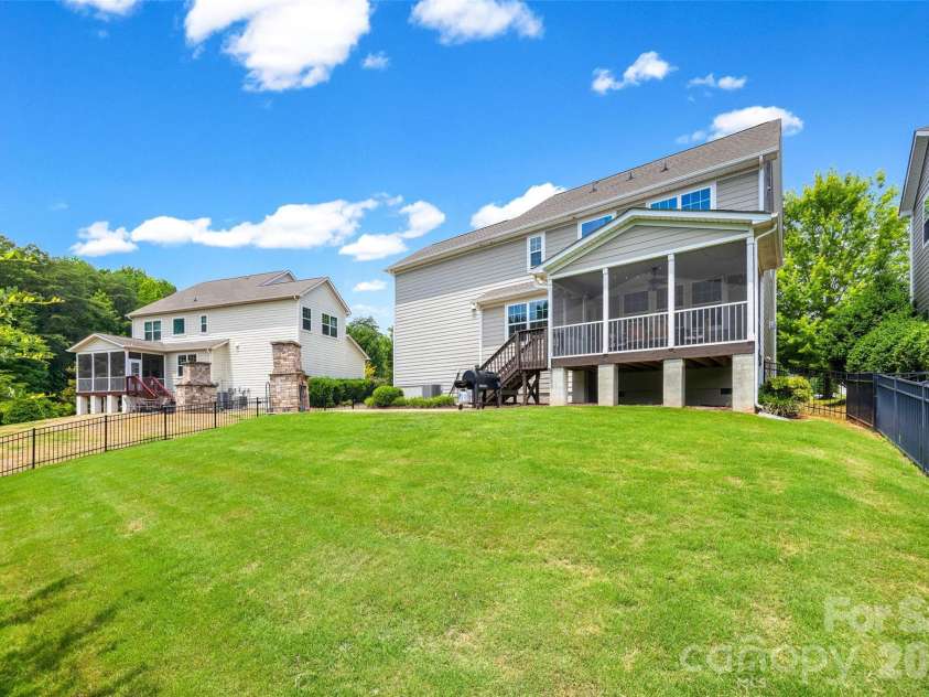1016 Currituck Way, York, SC 29745.  MLS# CAR4389267, YatesRealty ID 36759. 