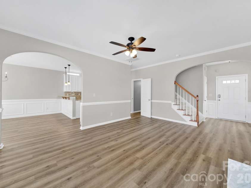 1441 Hammond Drive, Matthews, NC 28104.  MLS# CAR4342095, YatesRealty ID 3676. 