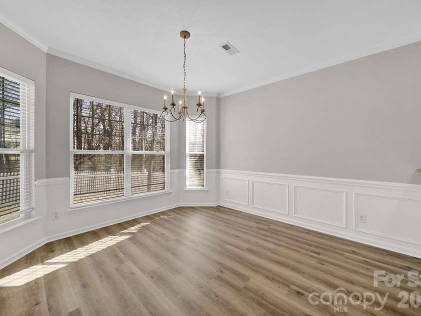 1441 Hammond Drive, Matthews, NC 28104.  MLS# CAR4342095, YatesRealty ID 3676. 