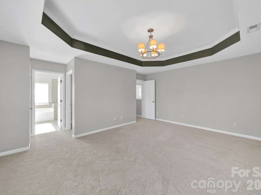 1441 Hammond Drive, Matthews, NC 28104.  MLS# CAR4342095, YatesRealty ID 3676. 