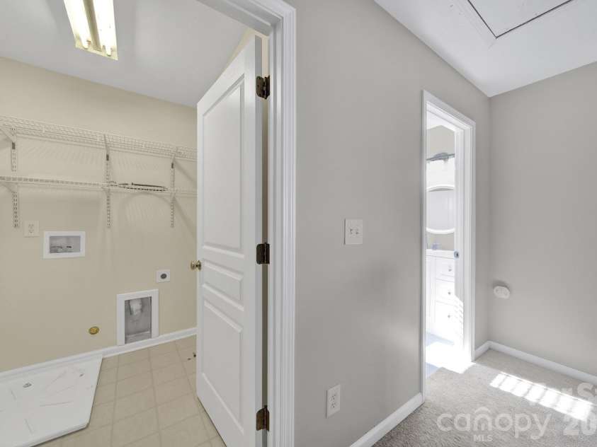 1441 Hammond Drive, Matthews, NC 28104.  MLS# CAR4342095, YatesRealty ID 3676. 