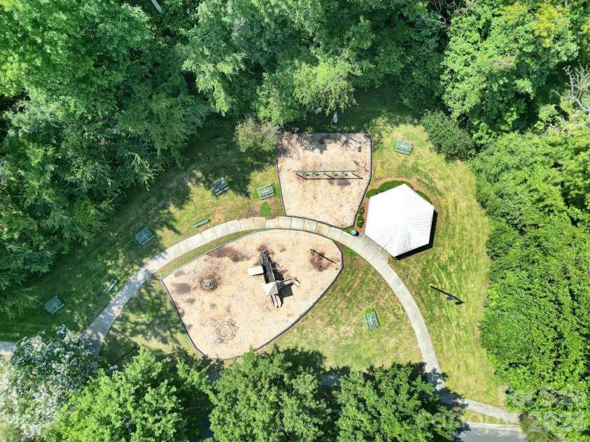 1441 Hammond Drive, Matthews, NC 28104.  MLS# CAR4342095, YatesRealty ID 3676. 