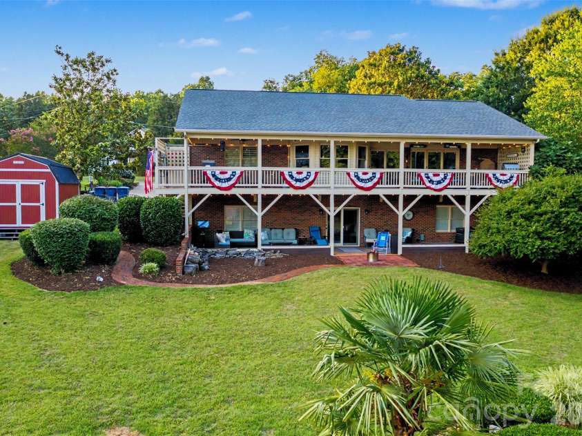 8535 Sylvan Drive, Terrell, NC 28682.  MLS# CAR4396281, YatesRealty ID 36760. House