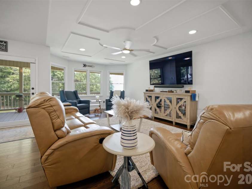 8535 Sylvan Drive, Terrell, NC 28682.  MLS# CAR4396281, YatesRealty ID 36760. Living Room