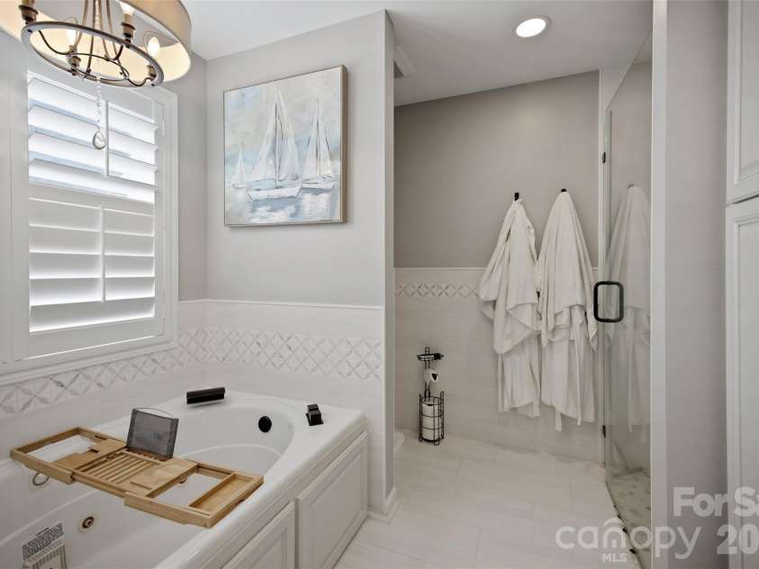 8535 Sylvan Drive, Terrell, NC 28682.  MLS# CAR4396281, YatesRealty ID 36760. Primary Bathroom