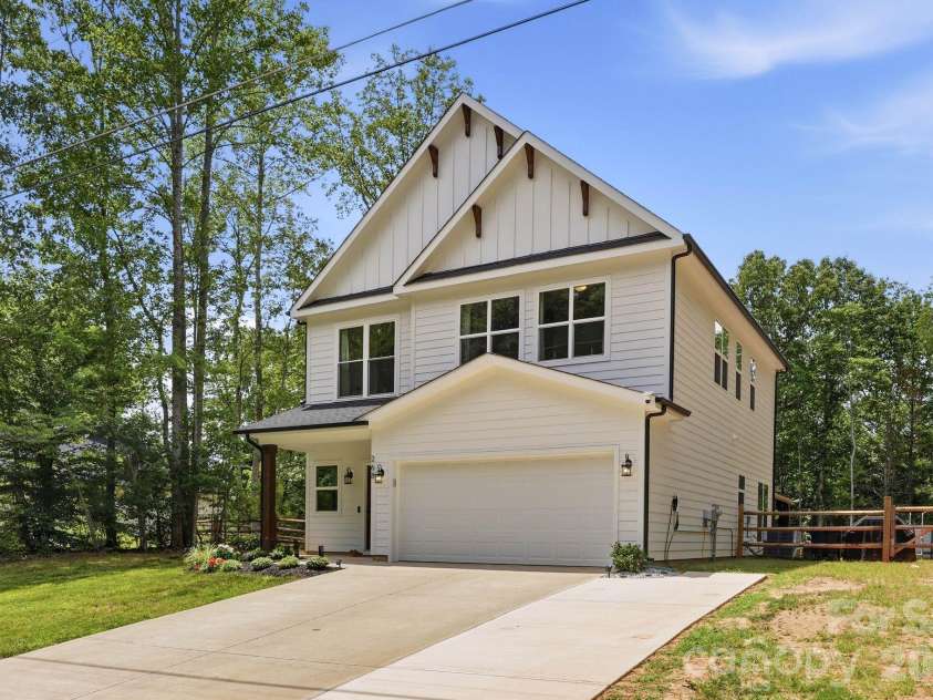 268 Lytton Farm Road, Troutman, NC 28166.  MLS# CAR4397445, YatesRealty ID 36764. 