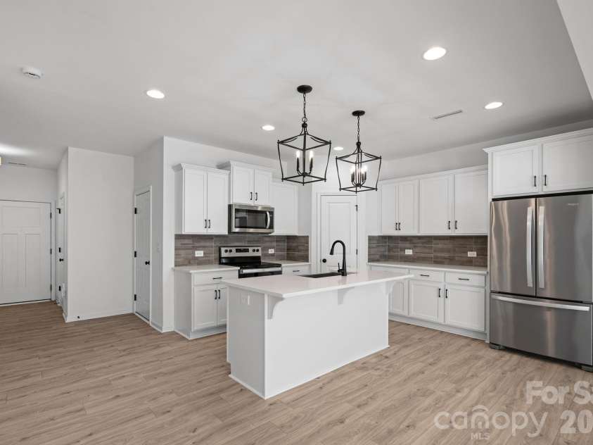 11908 Basking Drive, Charlotte, NC 28214.  MLS# CAR4402346, YatesRealty ID 36766. 