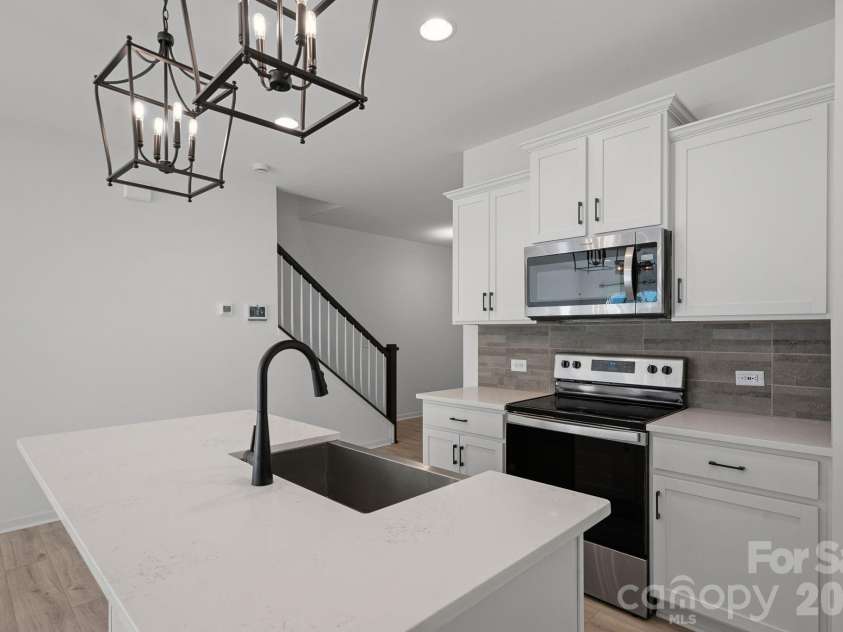 11908 Basking Drive, Charlotte, NC 28214.  MLS# CAR4402346, YatesRealty ID 36766. 