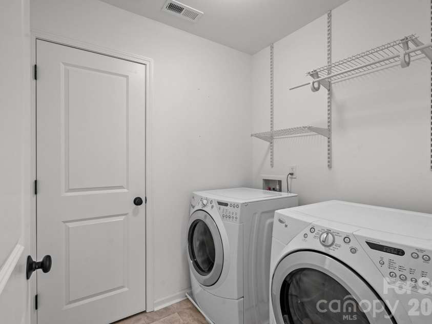 11908 Basking Drive, Charlotte, NC 28214.  MLS# CAR4402346, YatesRealty ID 36766. 